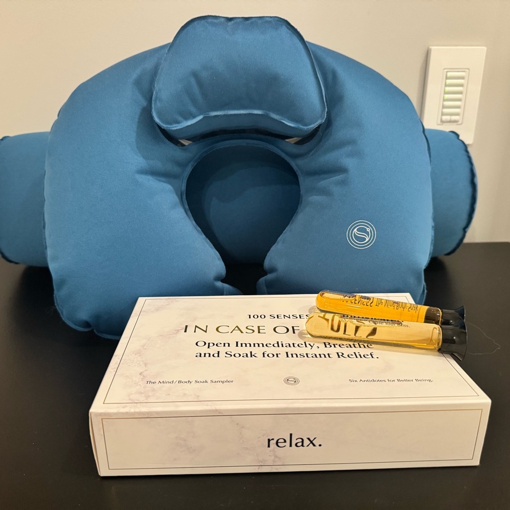 100 Senses Full Body Bath Float/ Pillow Duo